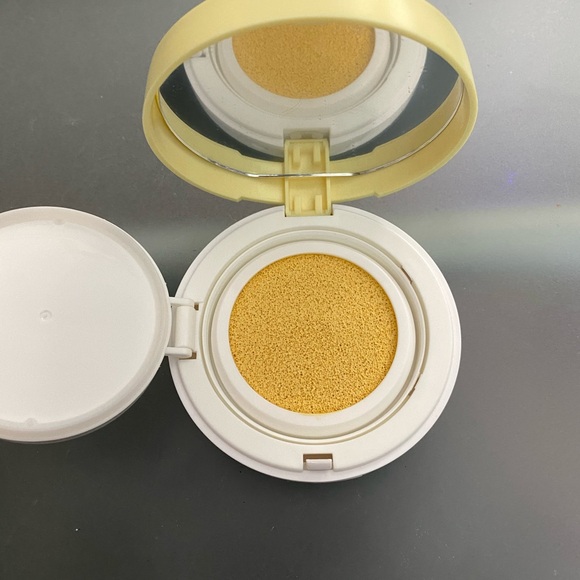 Color correcting primer - Picture 2 of 4